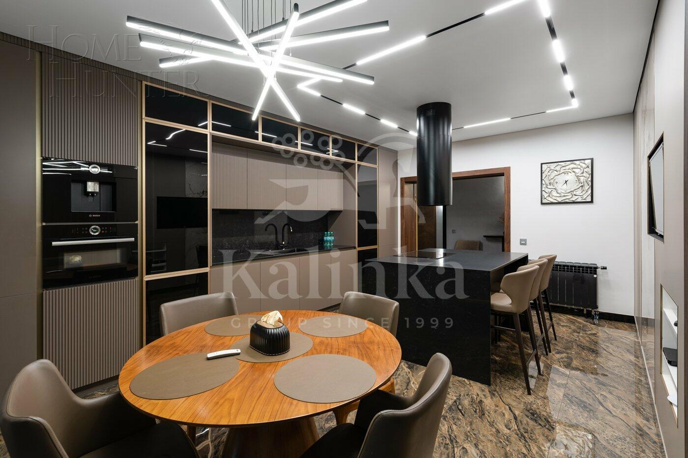2-этажный коттедж 815 м² с отделкой