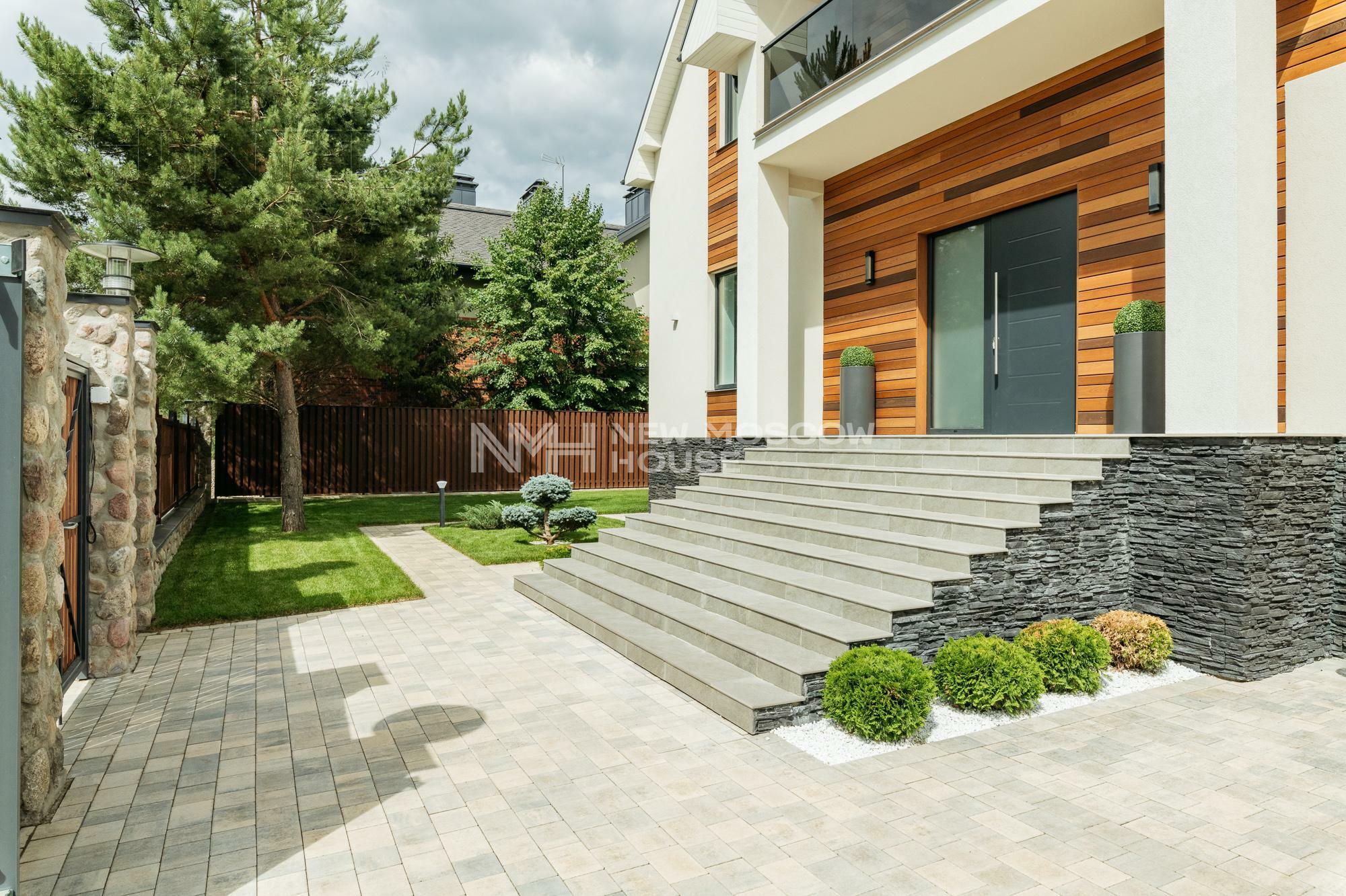 2-этажный коттедж 450 м² с отделкой