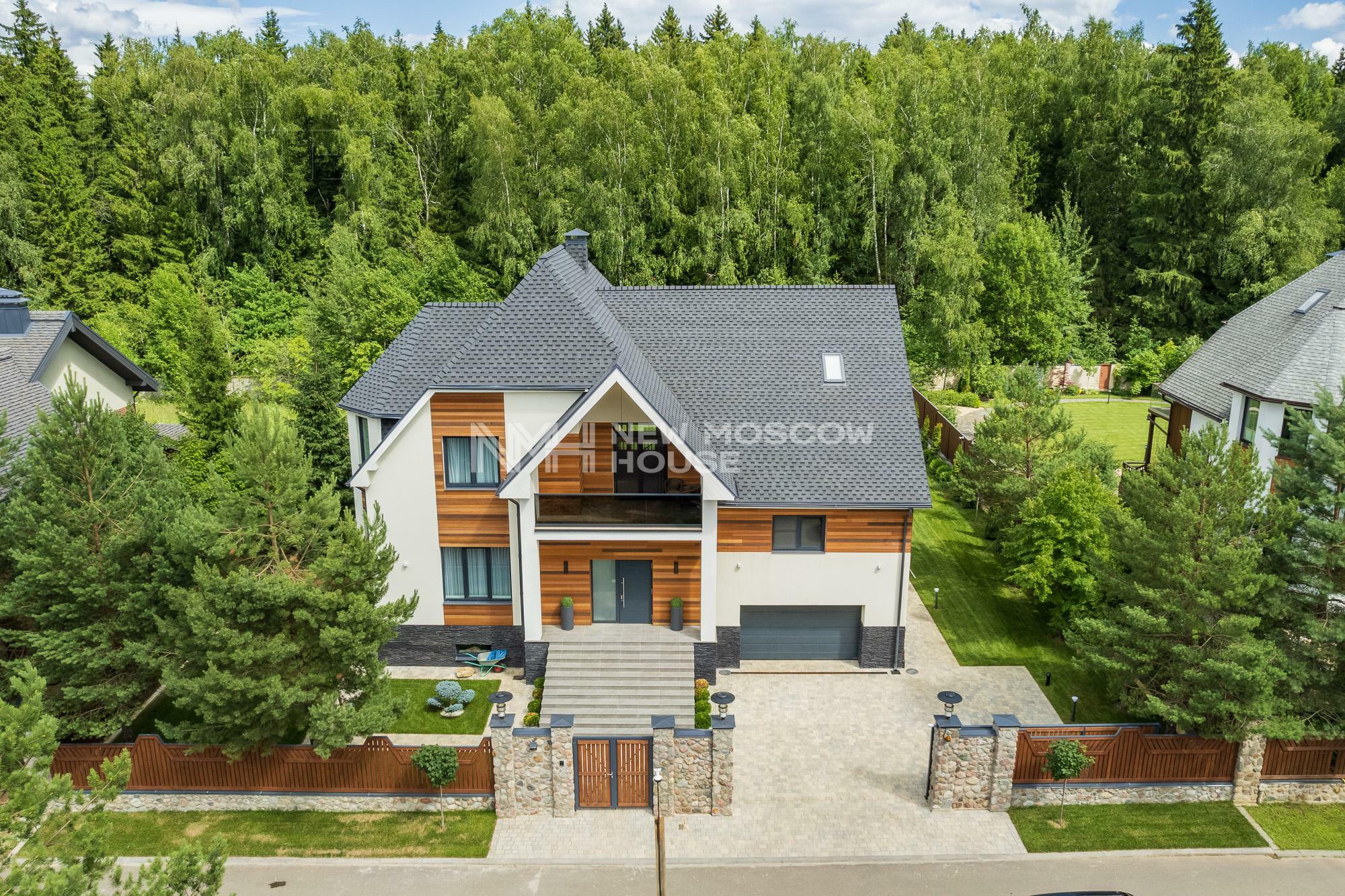 2-этажный коттедж 450 м² с отделкой