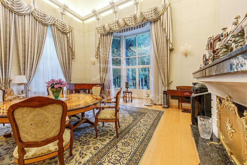 2-этажный коттедж 823.4 м² с отделкой