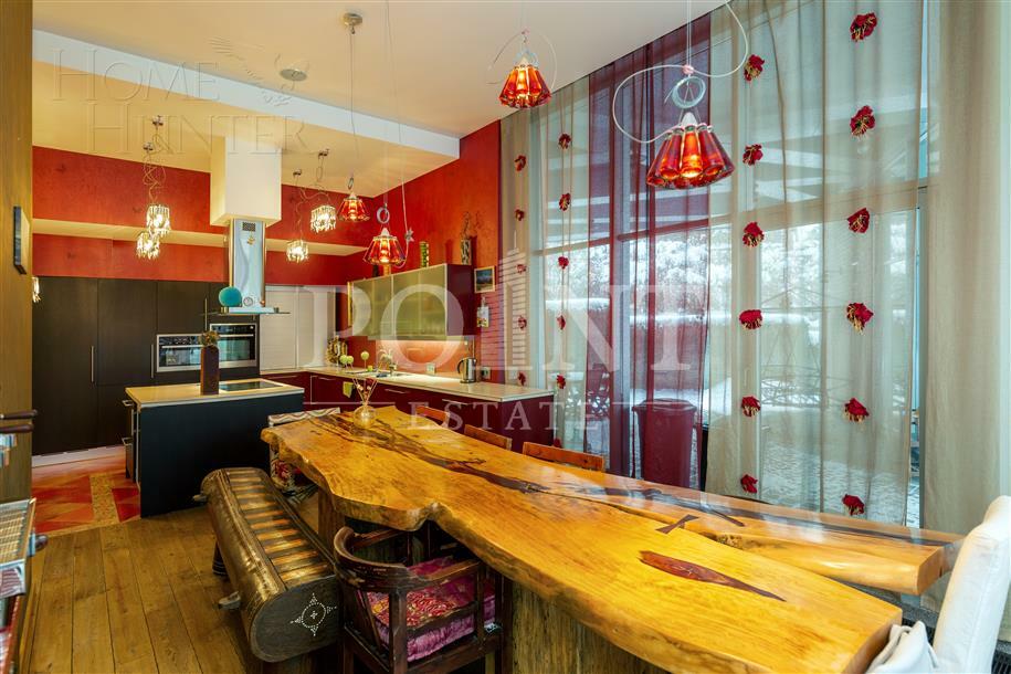 2-этажный коттедж 1 500 м² с отделкой