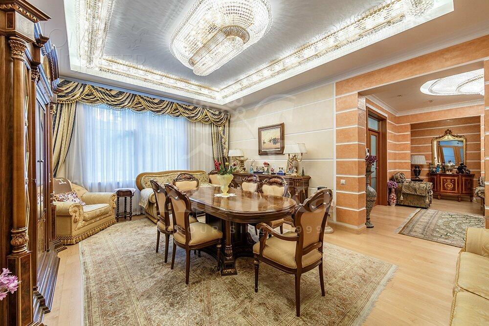 2-этажный коттедж 823.4 м² с отделкой