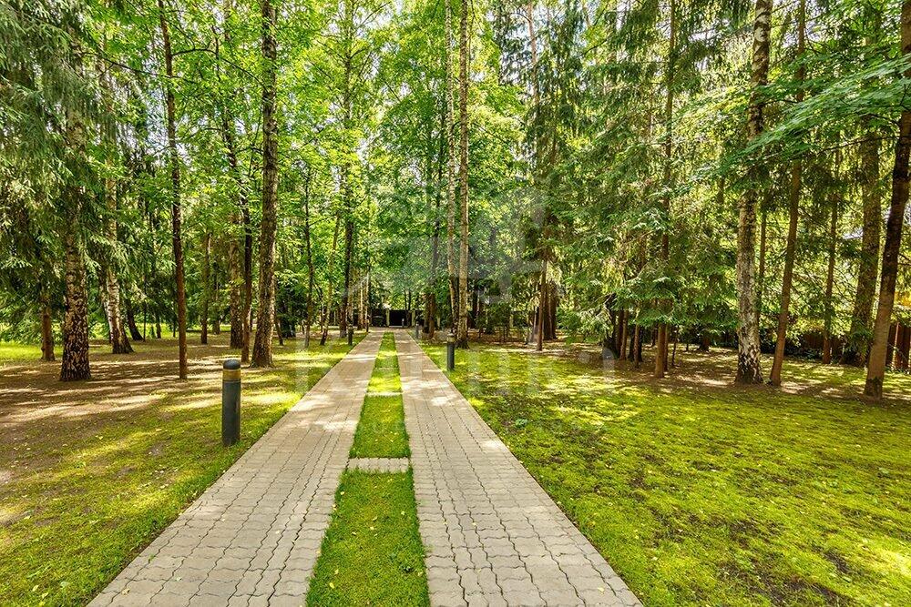2-этажный коттедж 823.4 м² с отделкой