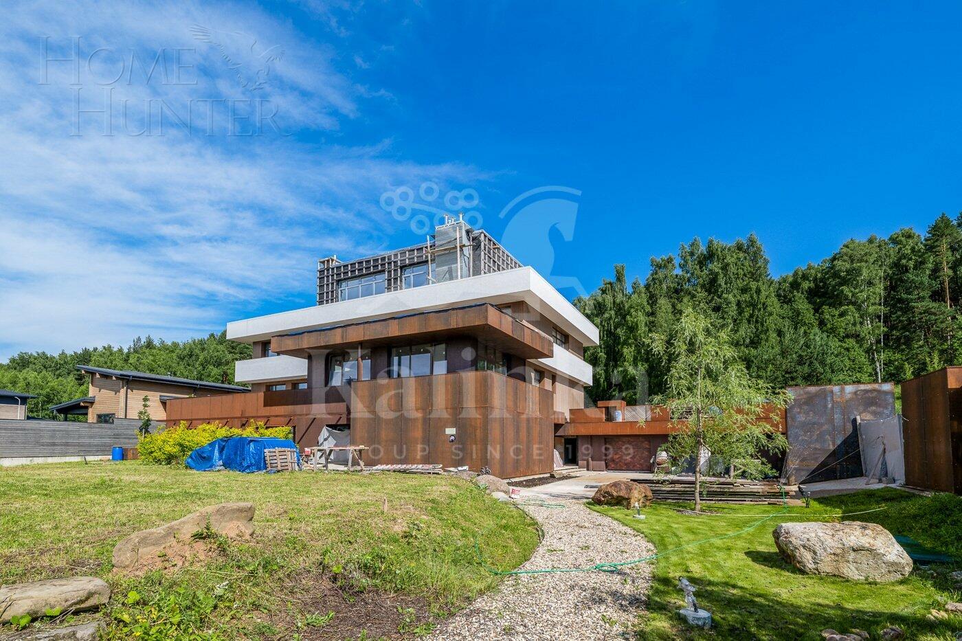 2-этажный коттедж 1 050 м² с отделкой
