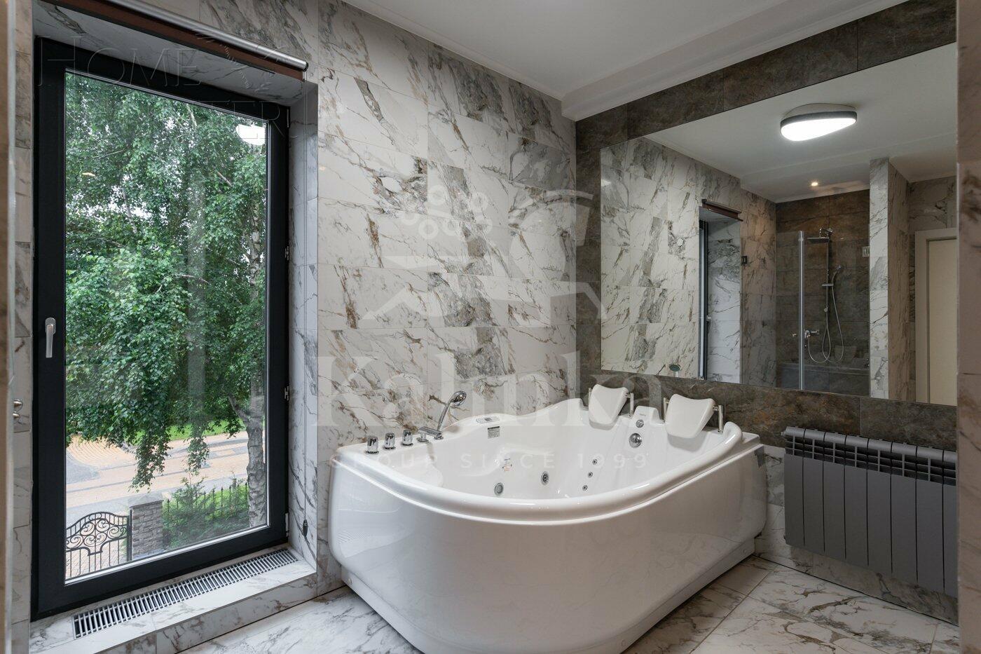2-этажный коттедж 815 м² с отделкой