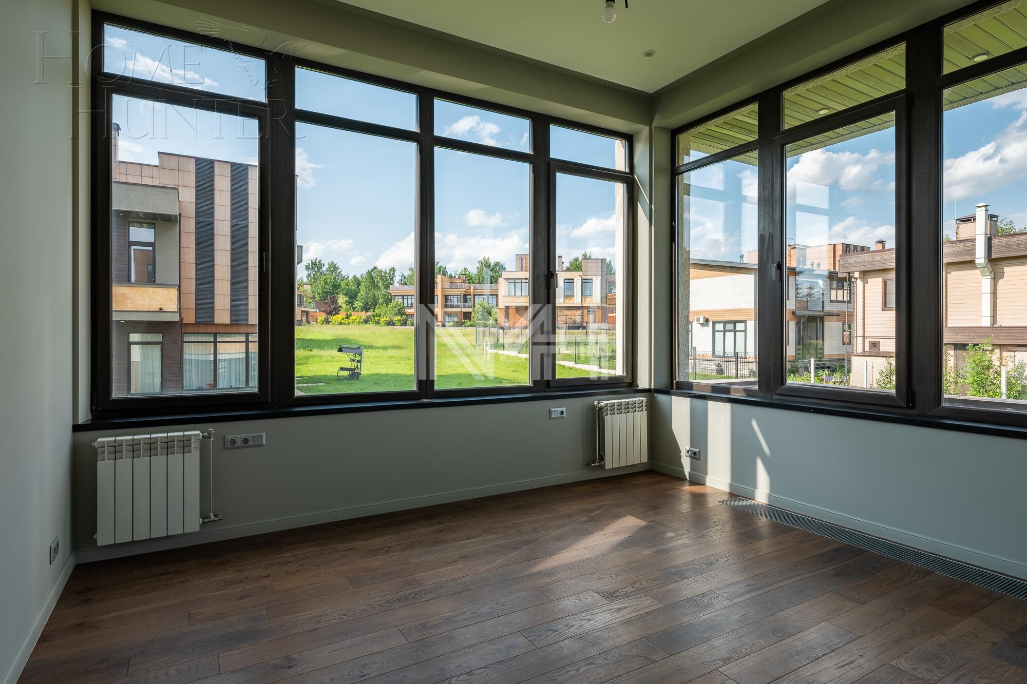 3-этажный коттедж 280 м² с отделкой