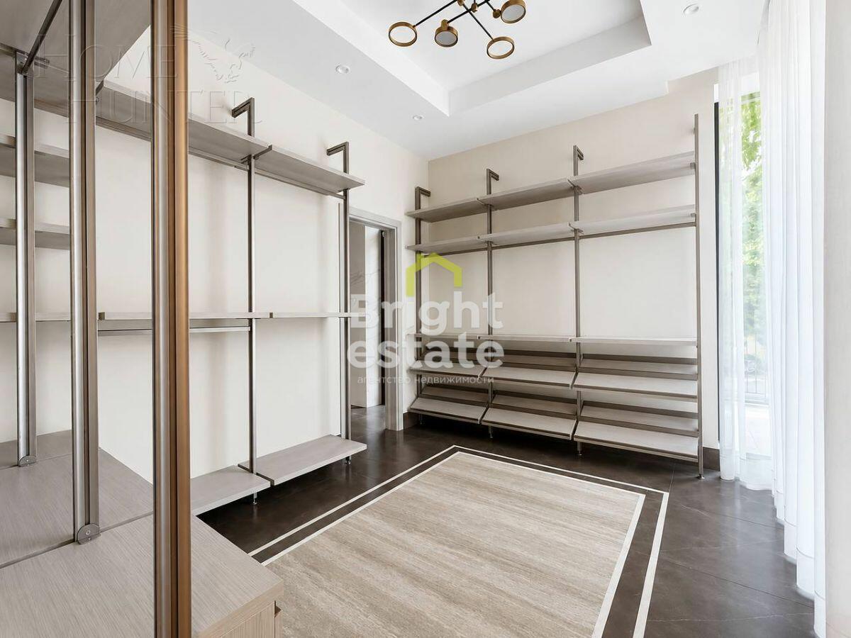 3-этажный коттедж 420 м² с отделкой