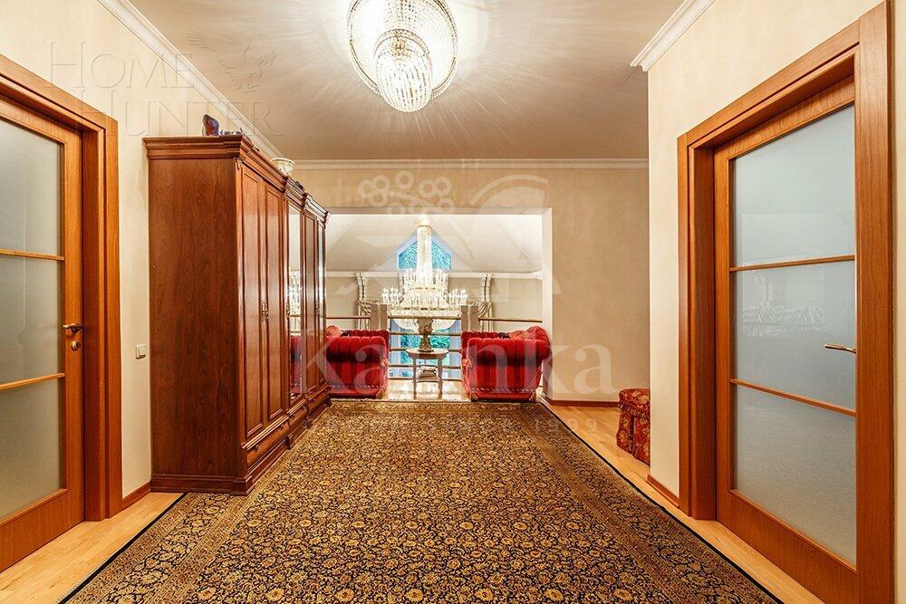 2-этажный коттедж 823.4 м² с отделкой