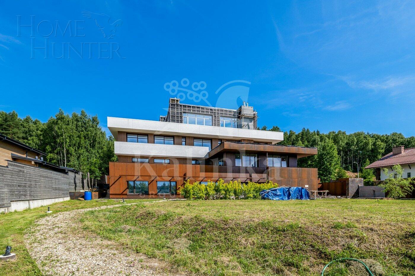 2-этажный коттедж 1 050 м² с отделкой