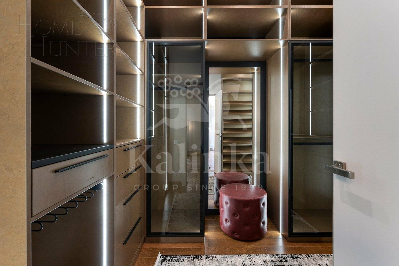 2-этажный коттедж 815 м² с отделкой