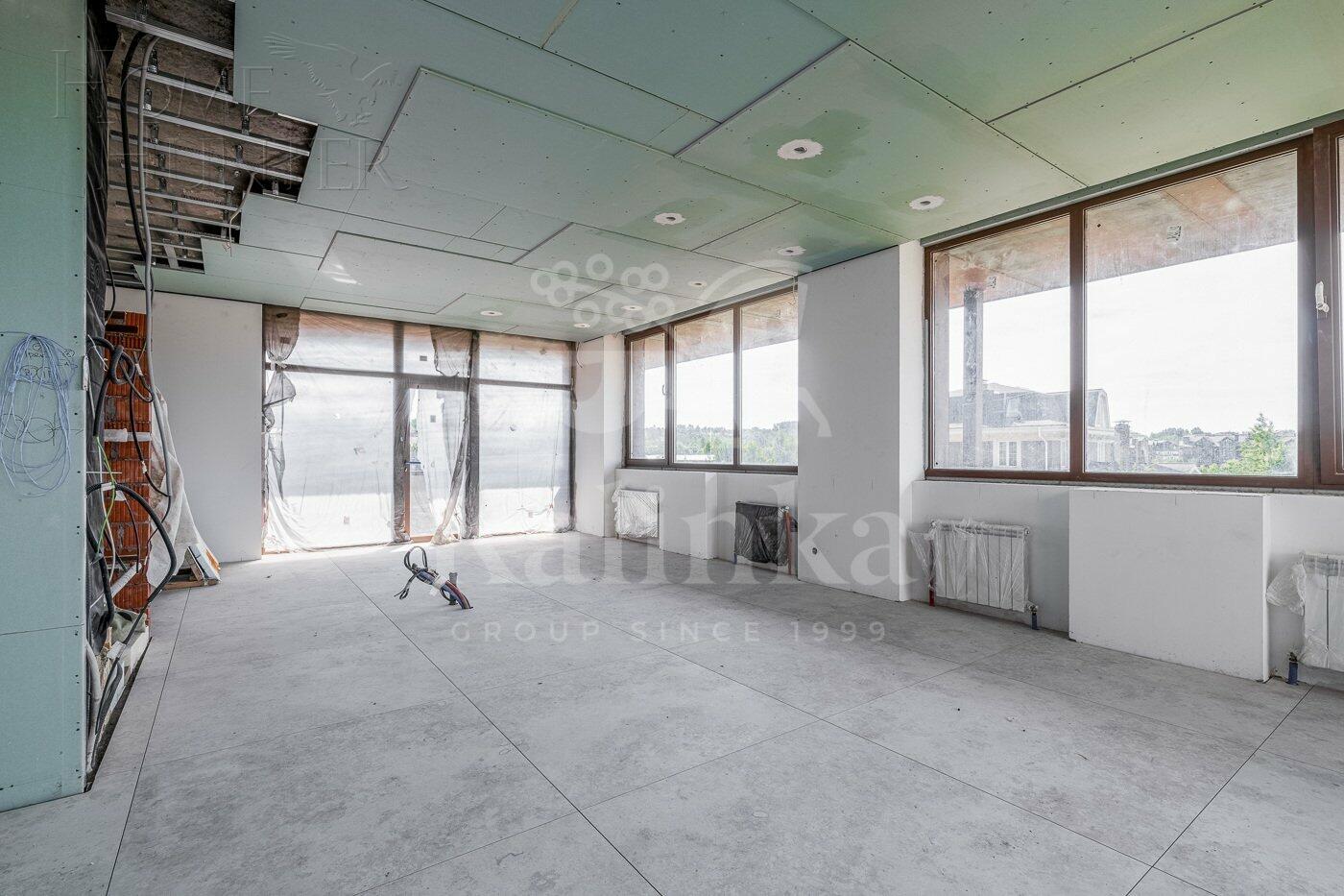 2-этажный коттедж 1 050 м² с отделкой
