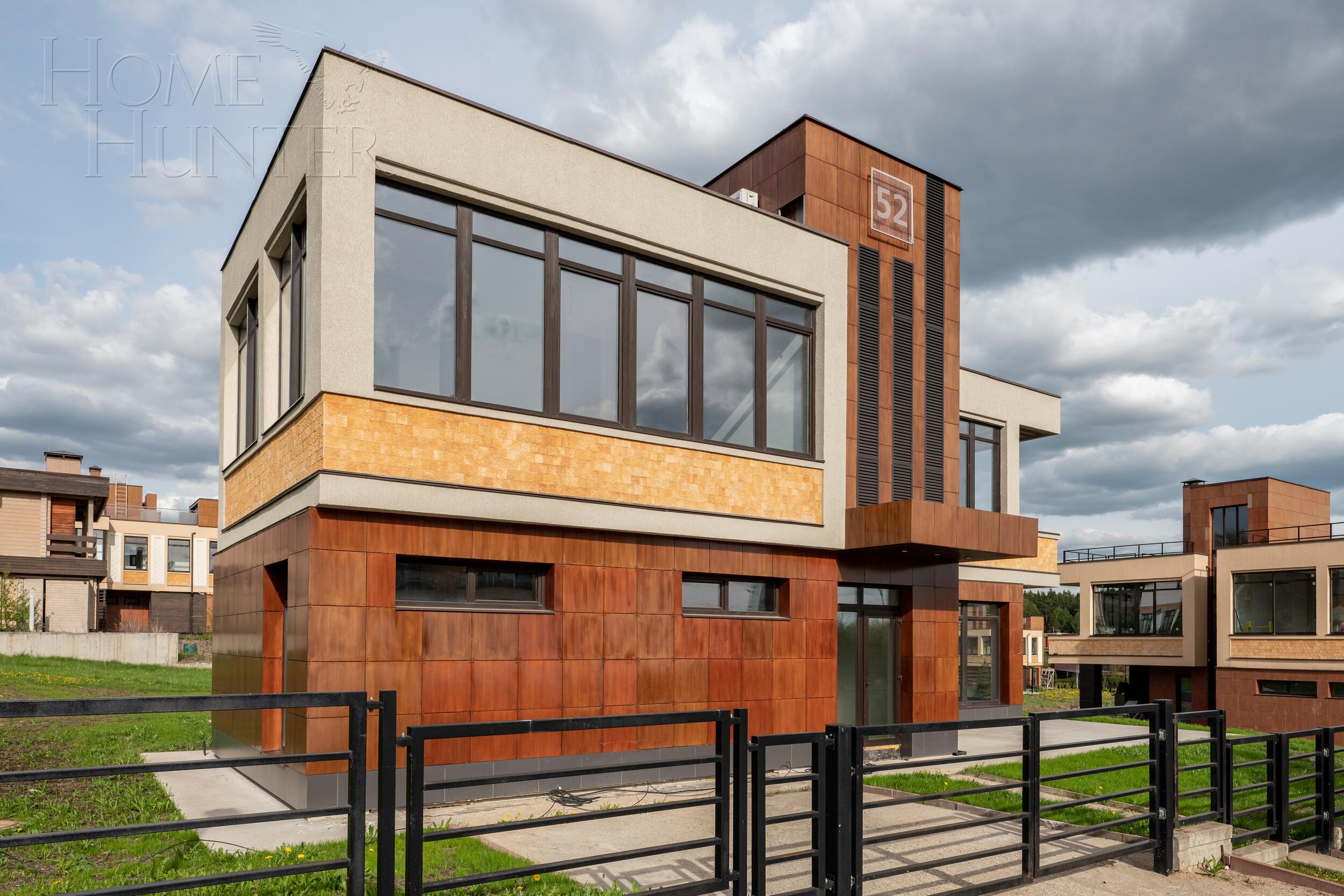 3-этажный коттедж 280 м² с отделкой