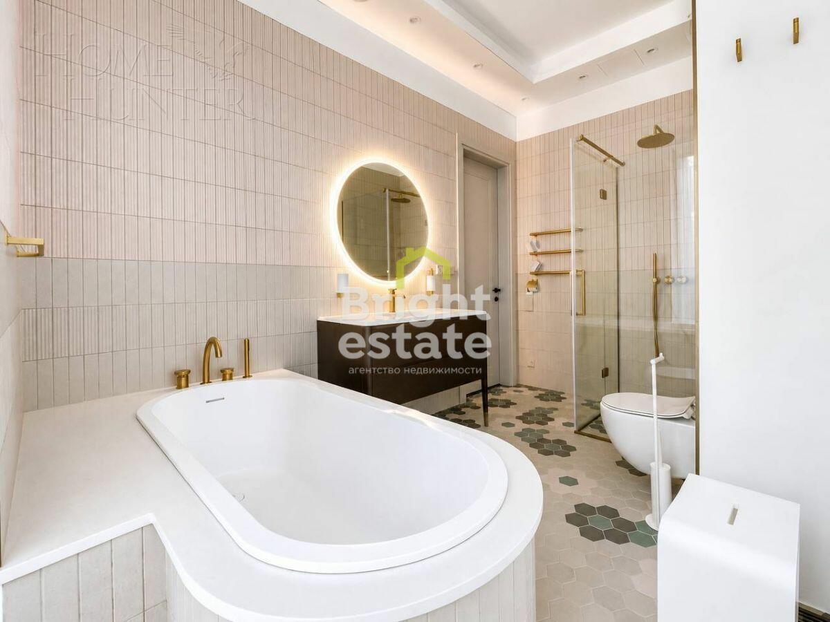 3-этажный коттедж 420 м² с отделкой
