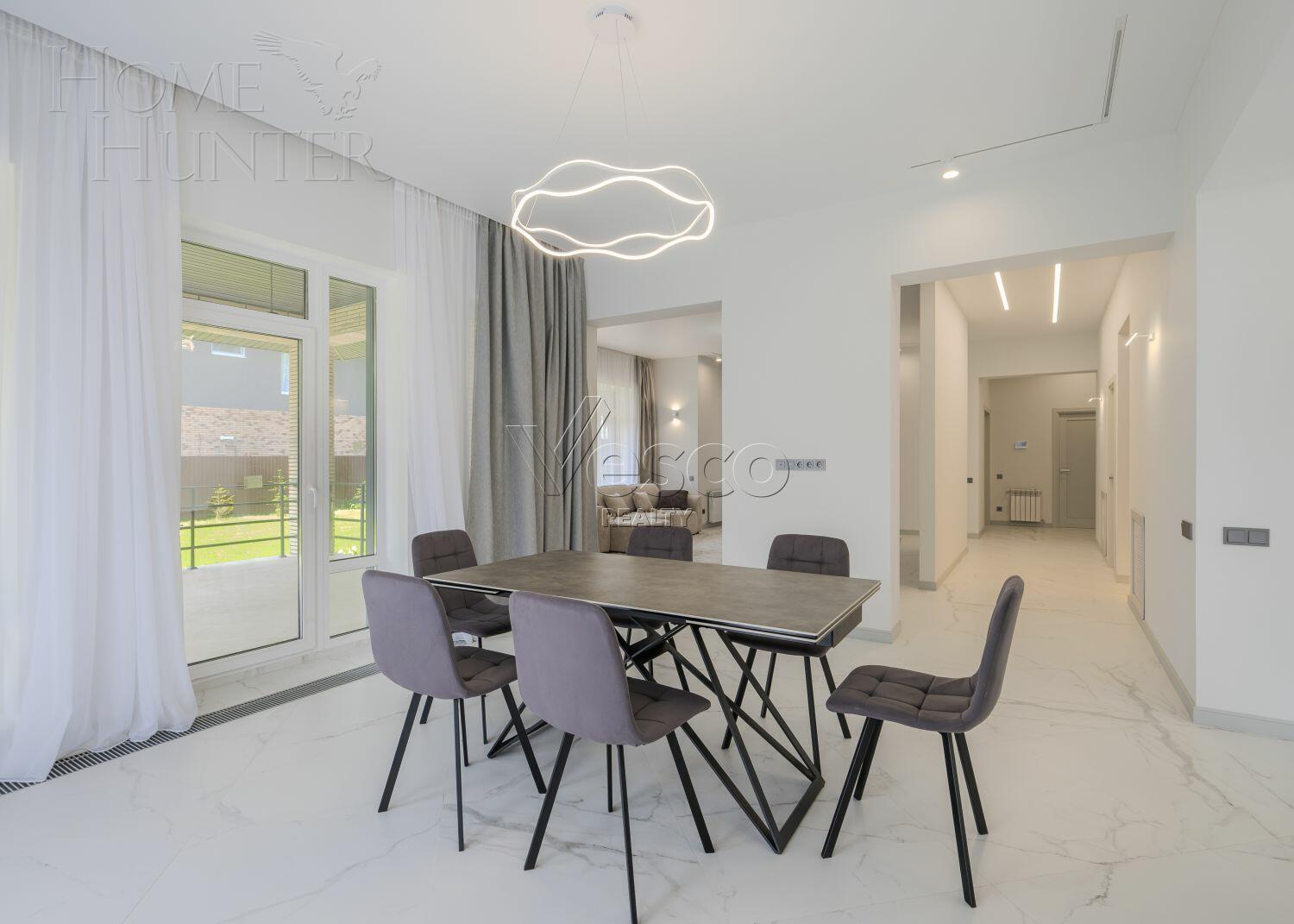 2-этажный коттедж 270 м² с отделкой