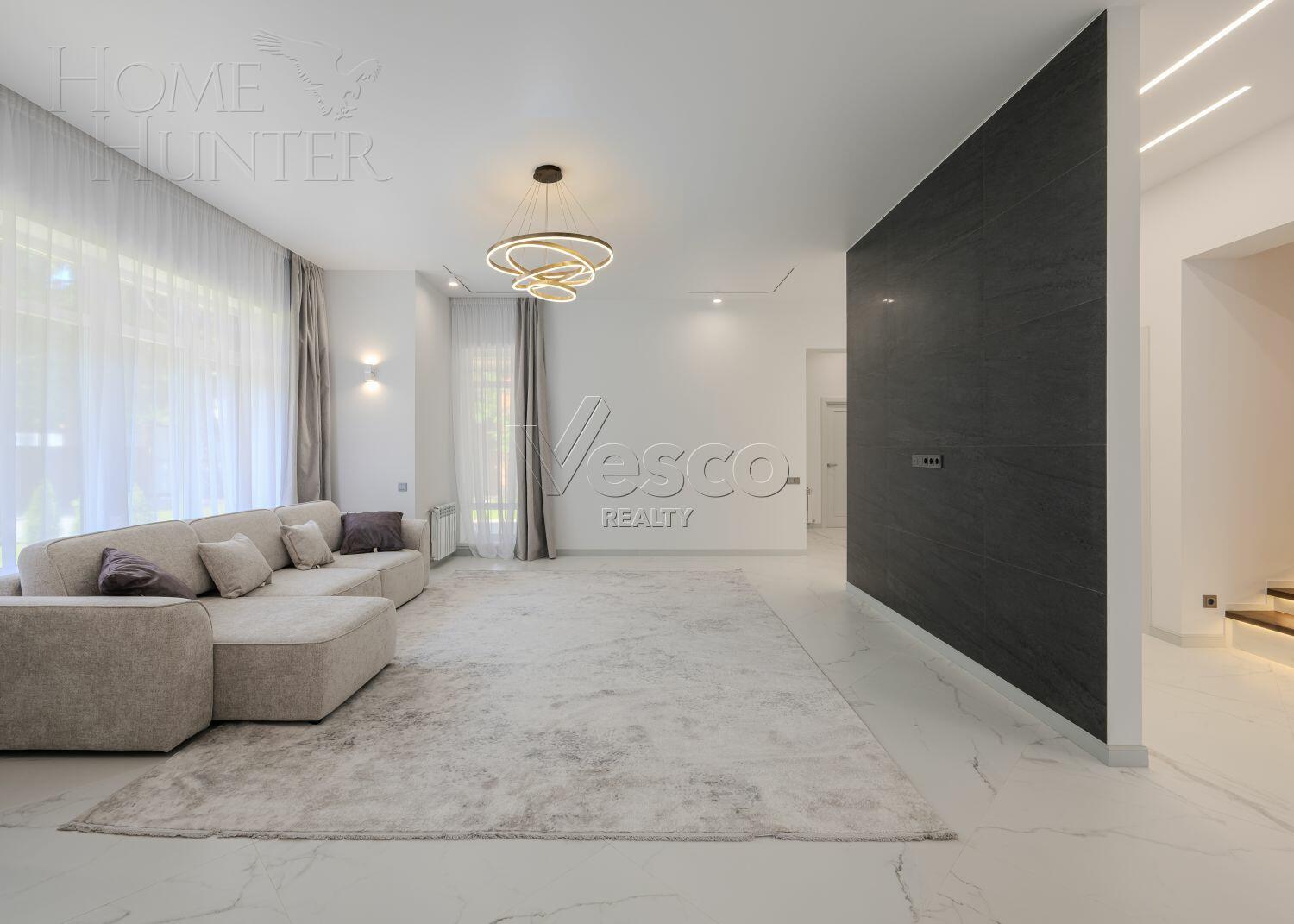 2-этажный коттедж 270 м² с отделкой