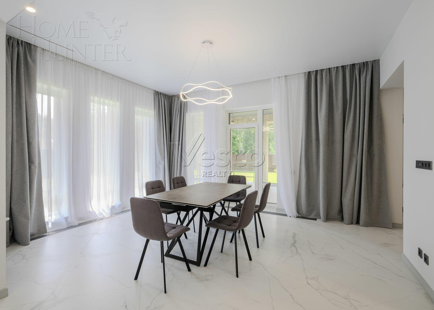 2-этажный коттедж 270 м² с отделкой