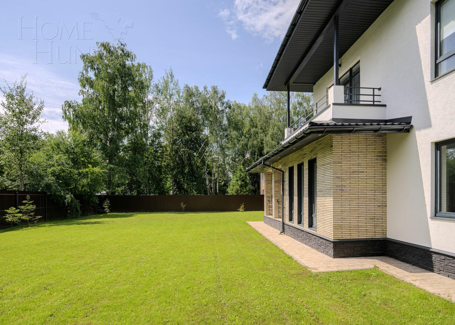 2-этажный коттедж 270 м² с отделкой