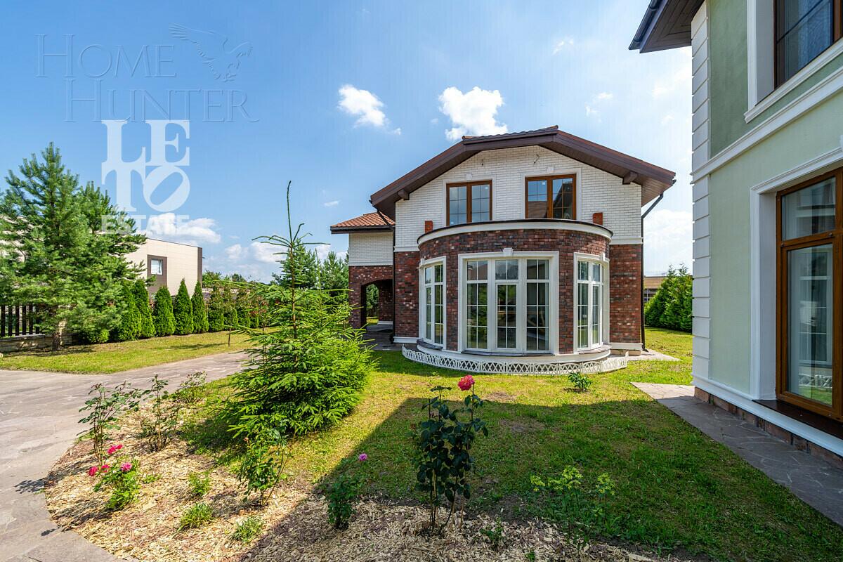 2-этажный коттедж 900 м² с отделкой