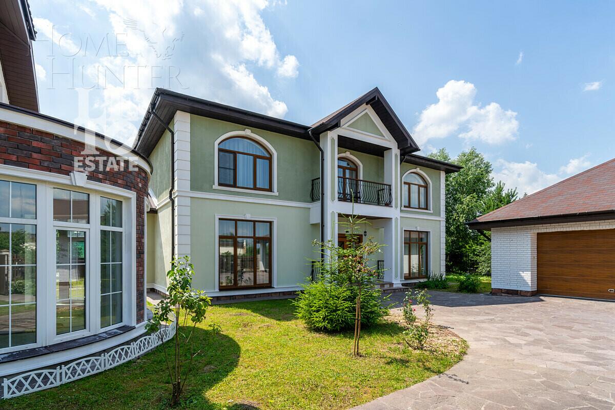 2-этажный коттедж 900 м² с отделкой