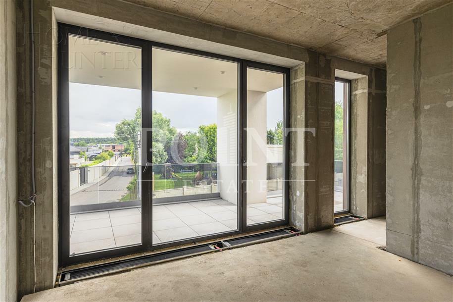 2-этажный коттедж 560 м² без отделки
