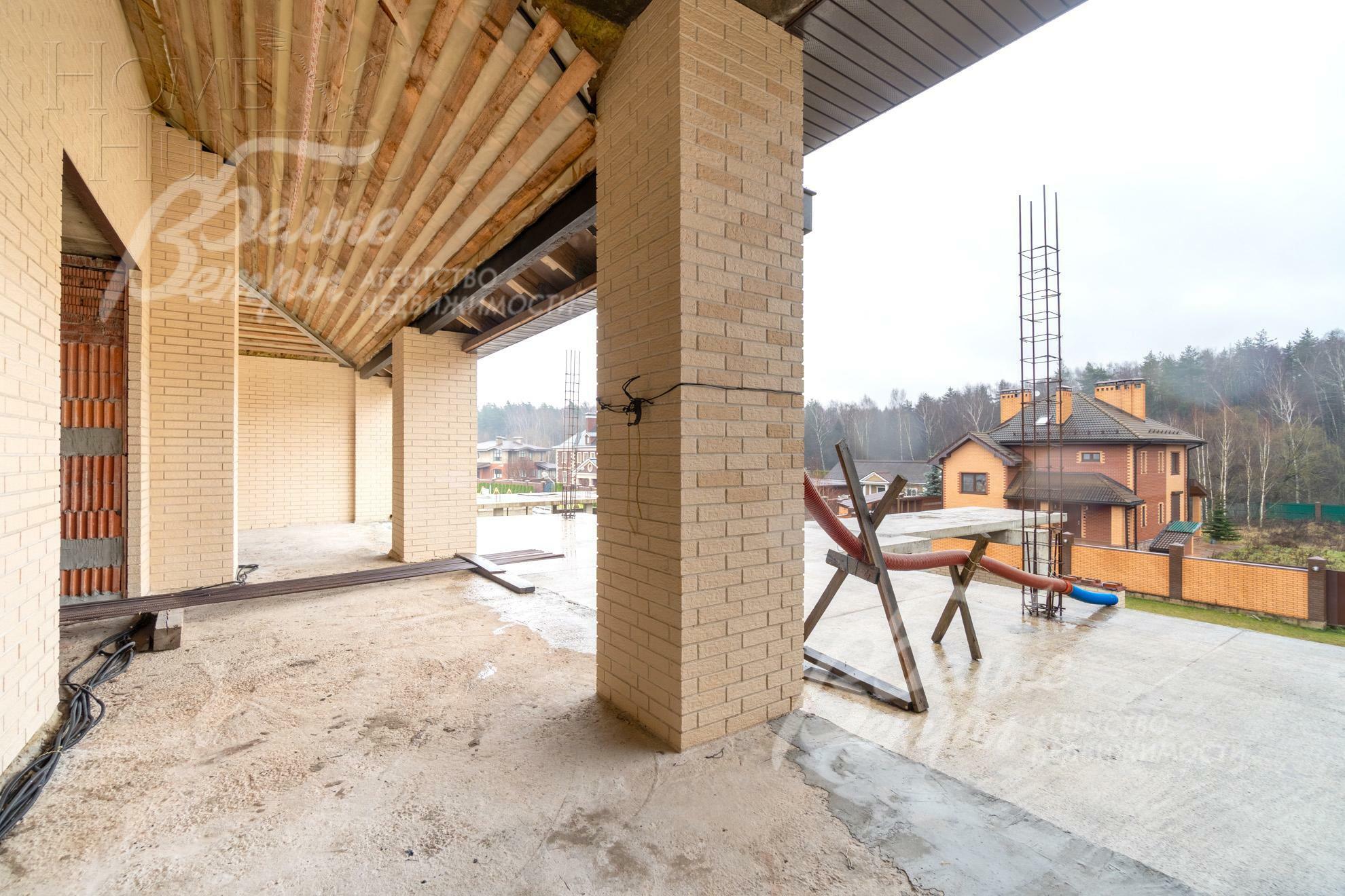 2-этажный коттедж 800 м² без отделки