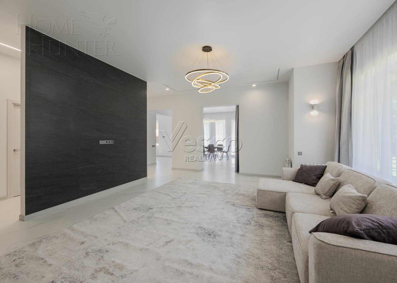 2-этажный коттедж 270 м² с отделкой