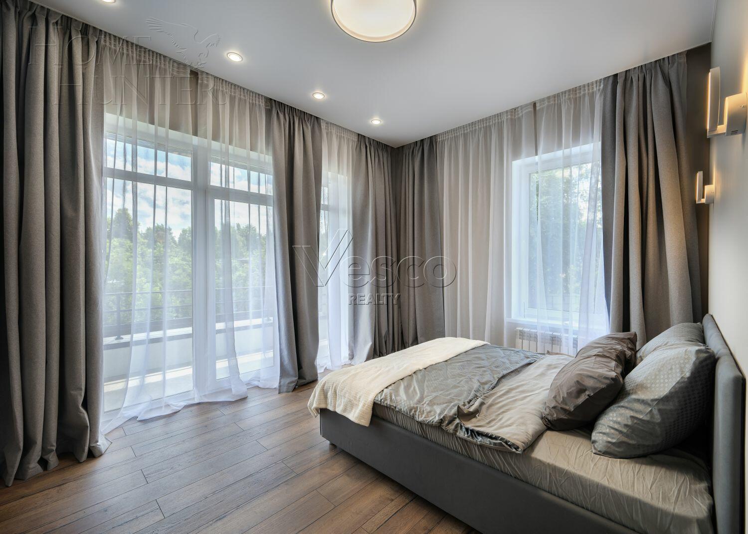 2-этажный коттедж 270 м² с отделкой