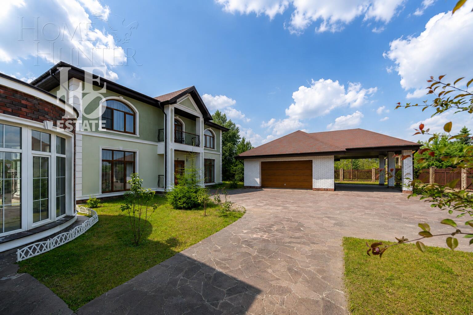 2-этажный коттедж 900 м² с отделкой