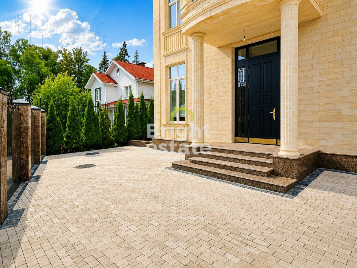 2-этажный коттедж 525 м² с отделкой