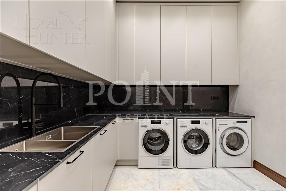 2-этажный коттедж 1 100 м² с отделкой