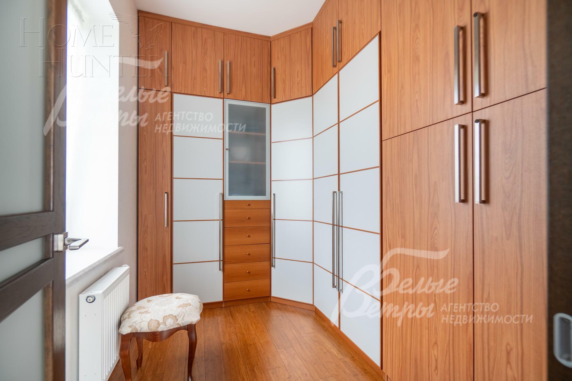 2-этажный коттедж 700 м² с отделкой