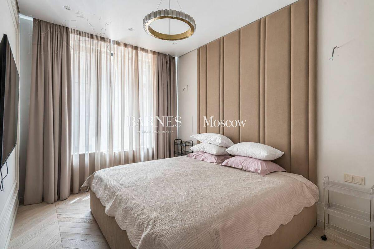 4-КОМН. КВАРТИРА С ОТДЕЛКОЙ 137.4 М² НА 2 ЭТАЖЕ