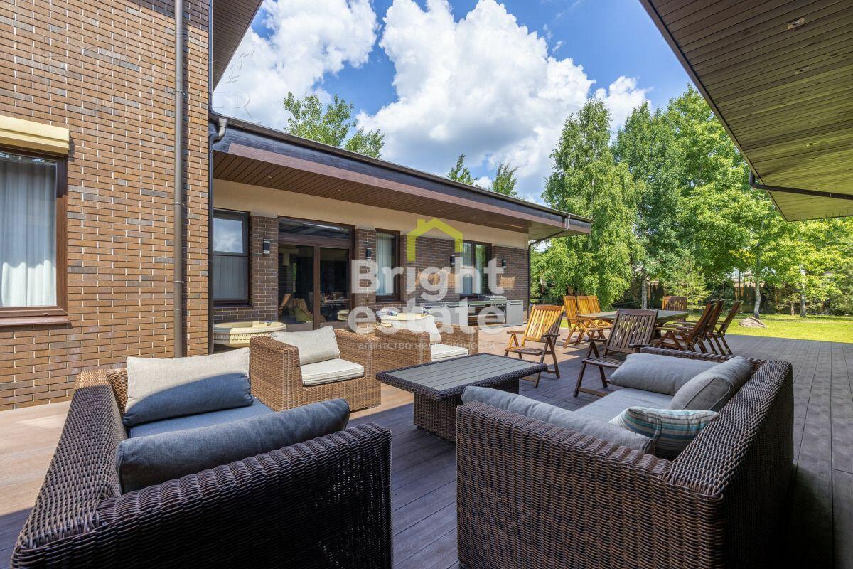 2-этажный коттедж 1 800 м² с отделкой