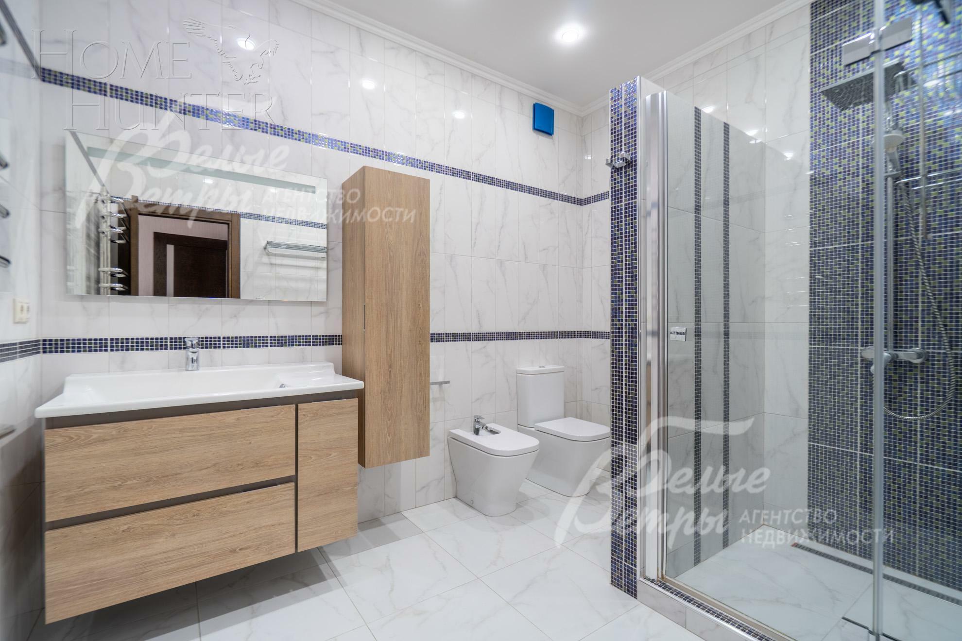2-этажный коттедж 700 м² с отделкой