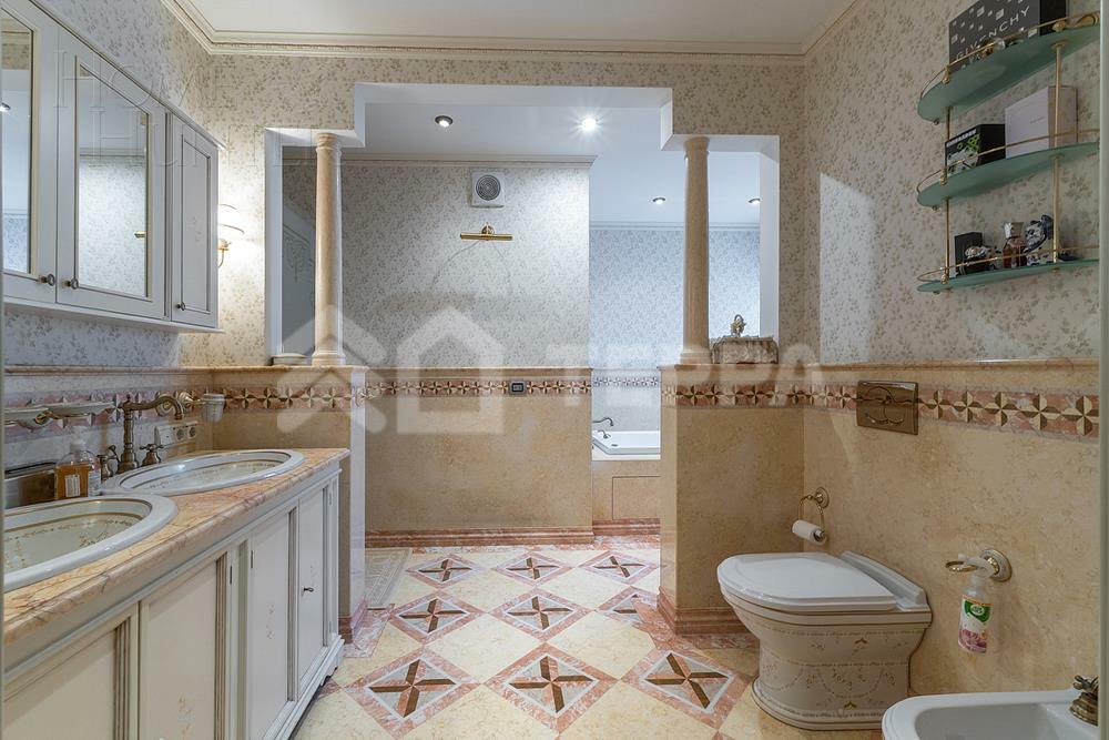 КОТТЕДЖ 1 800 м² с отделкой