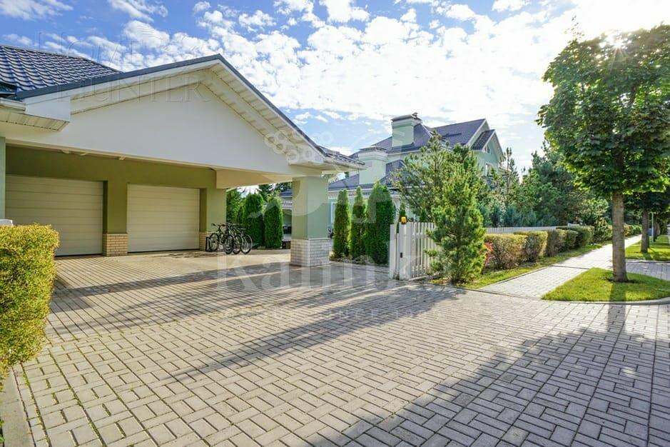 2-этажный коттедж 680 м² с отделкой