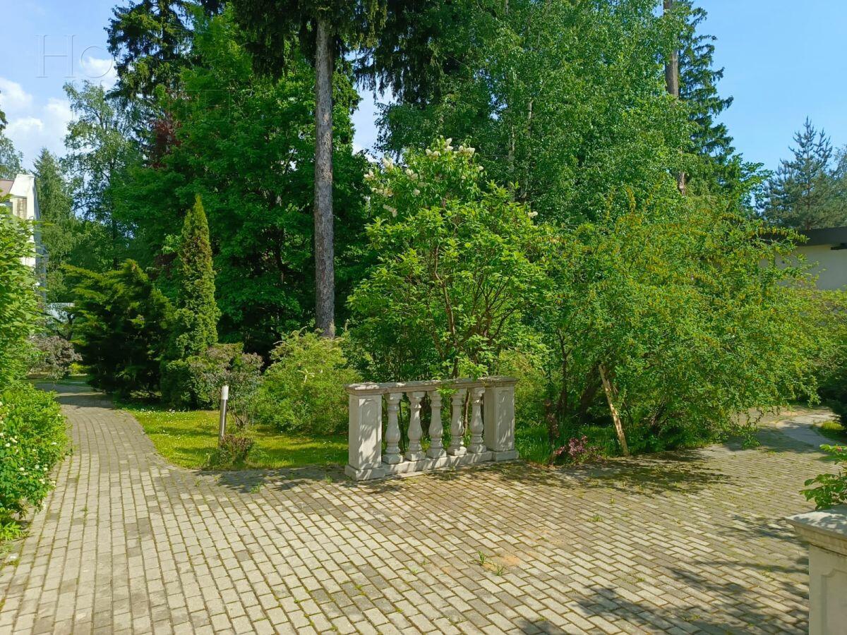 2-этажный коттедж 2 000 м² с отделкой