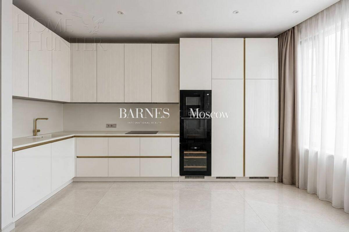 4-КОМН. КВАРТИРА С ОТДЕЛКОЙ 137.4 М² НА 2 ЭТАЖЕ