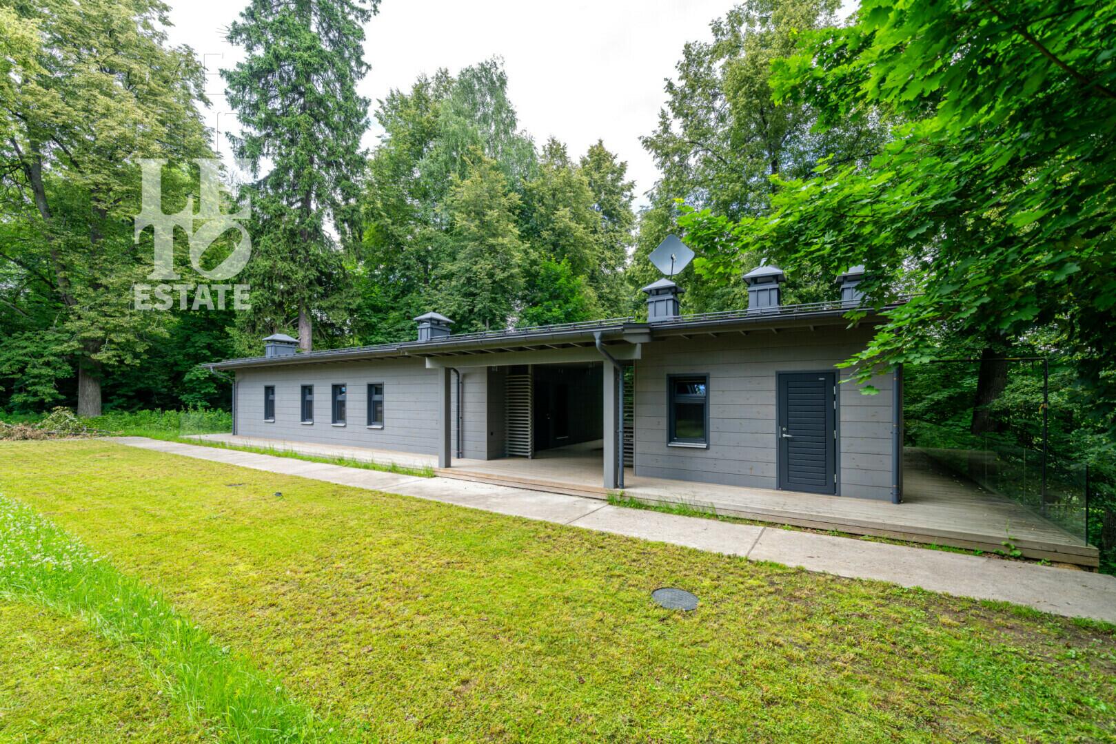 1-этажный коттедж 276.8 м² с отделкой