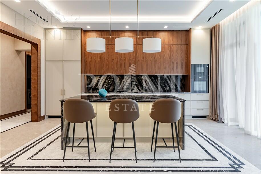 2-этажный коттедж 1 100 м² с отделкой