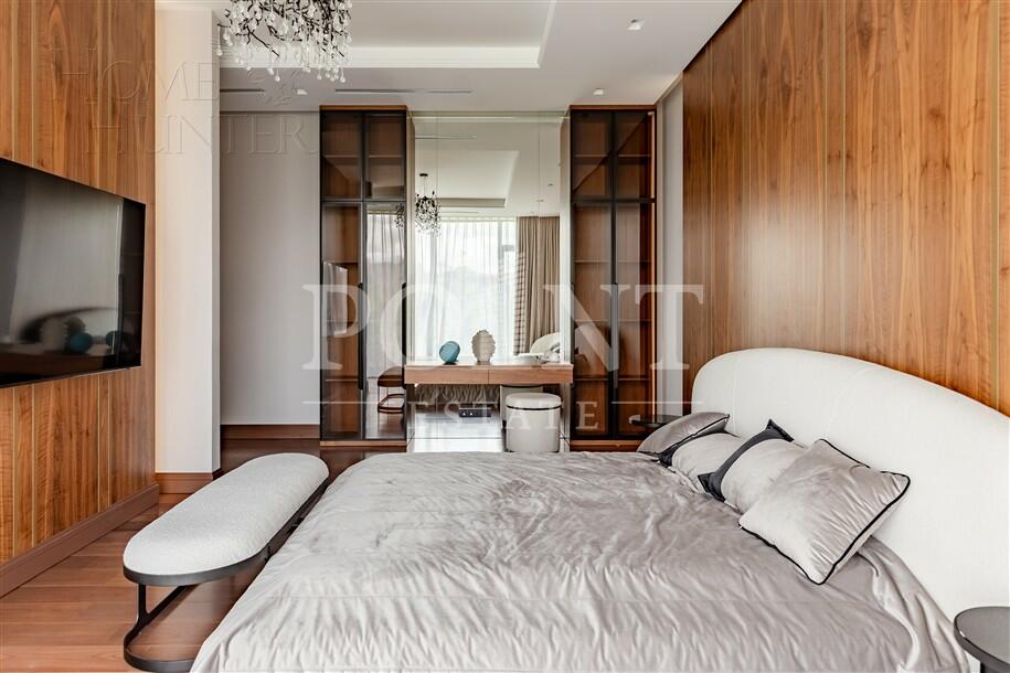 2-этажный коттедж 1 100 м² с отделкой