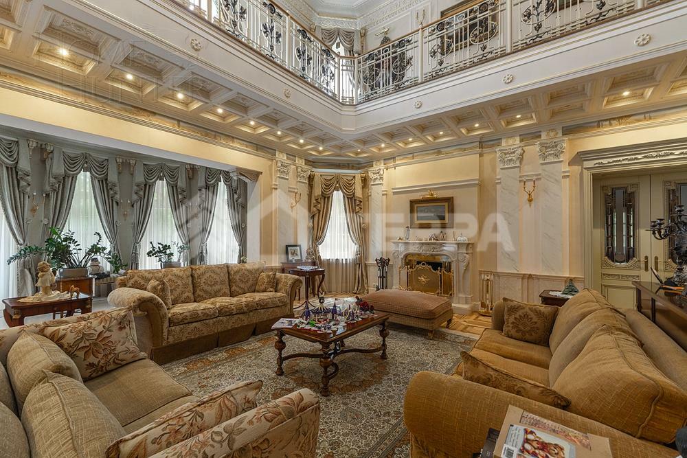 КОТТЕДЖ 1 800 м² с отделкой