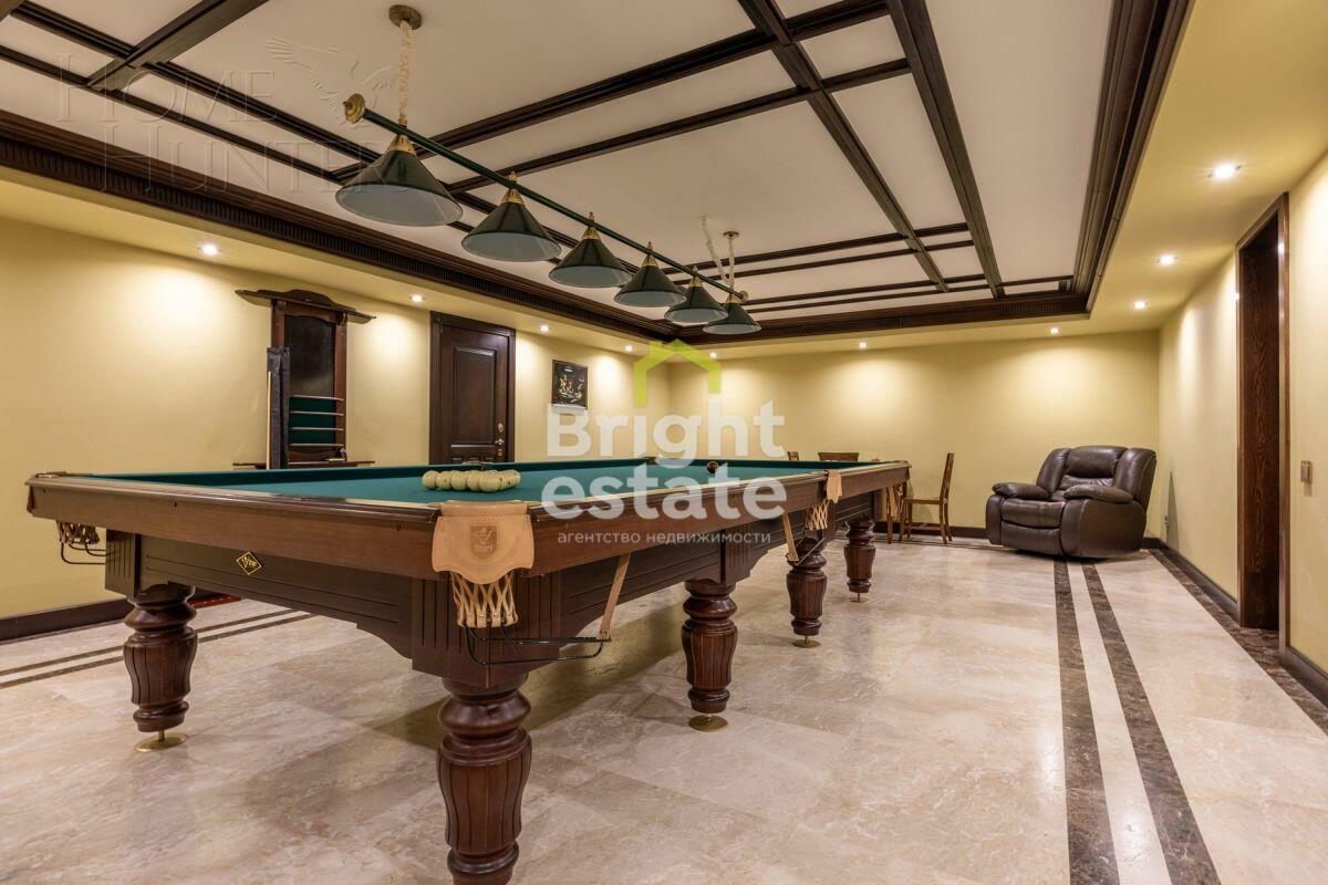 2-этажный коттедж 1 800 м² с отделкой