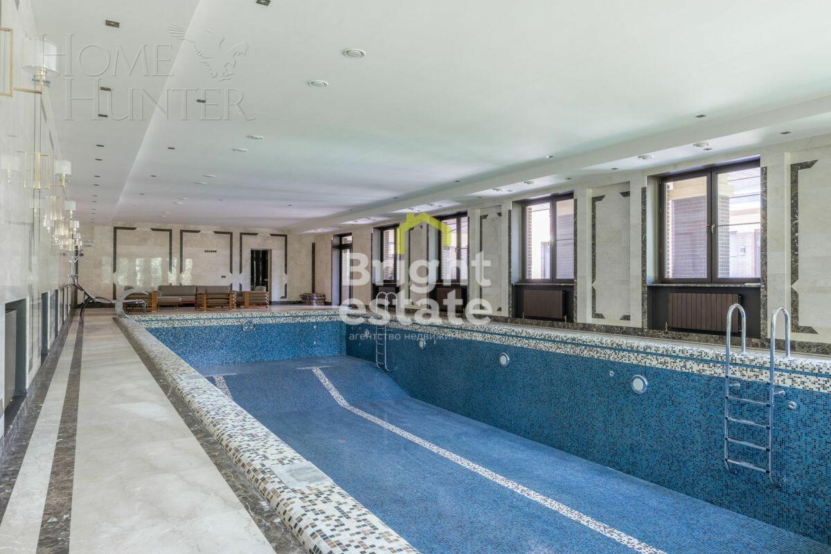 2-этажный коттедж 1 800 м² с отделкой