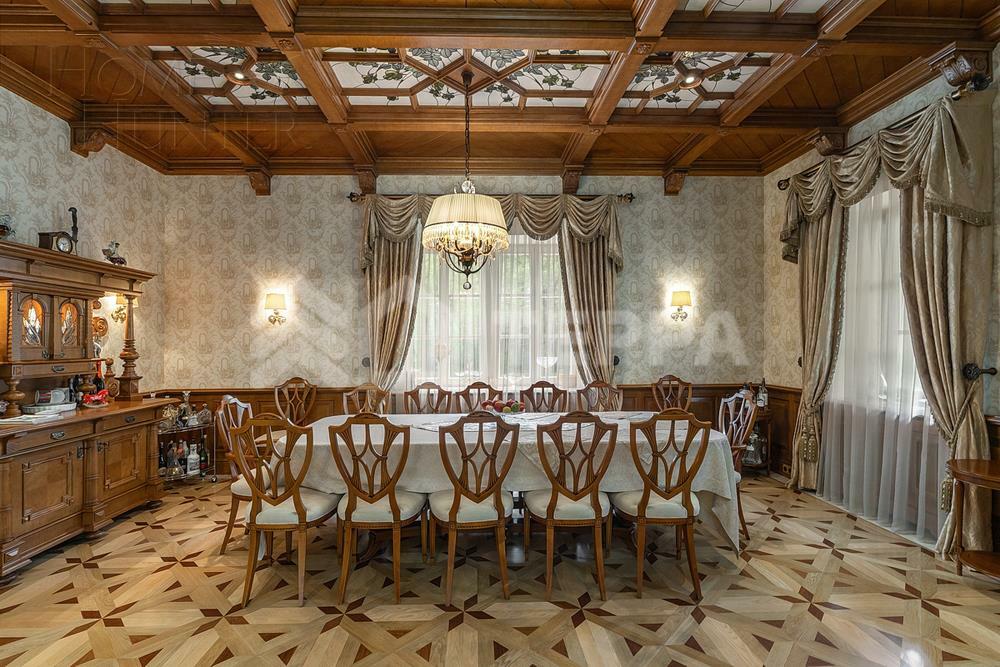 КОТТЕДЖ 1 800 м² с отделкой