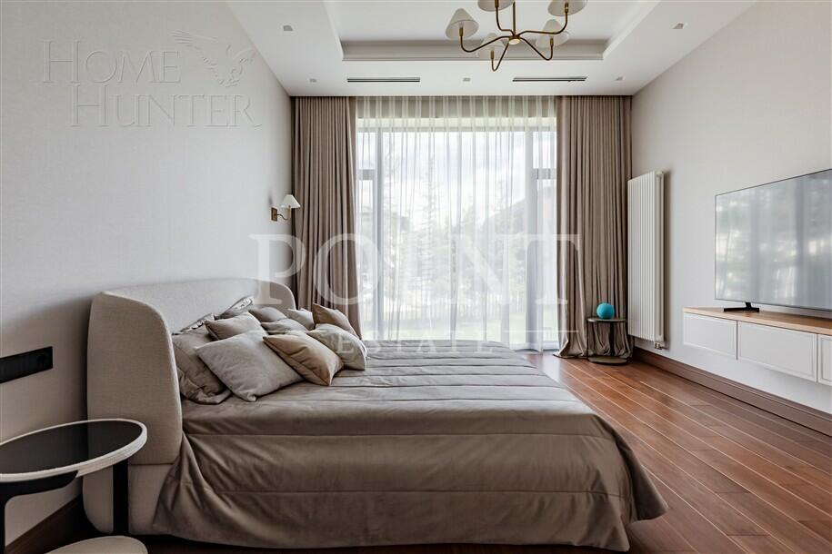 2-этажный коттедж 1 100 м² с отделкой