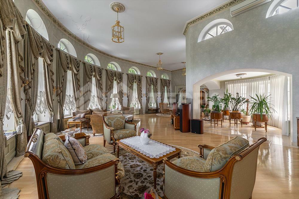 КОТТЕДЖ 1 800 м² с отделкой