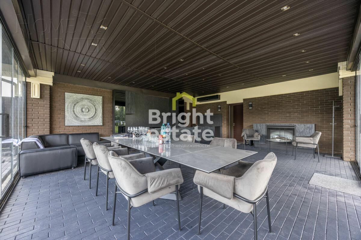 2-этажный коттедж 1 800 м² с отделкой
