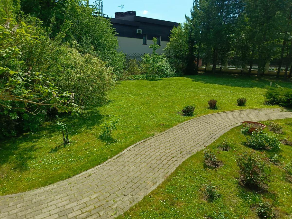 2-этажный коттедж 2 000 м² с отделкой