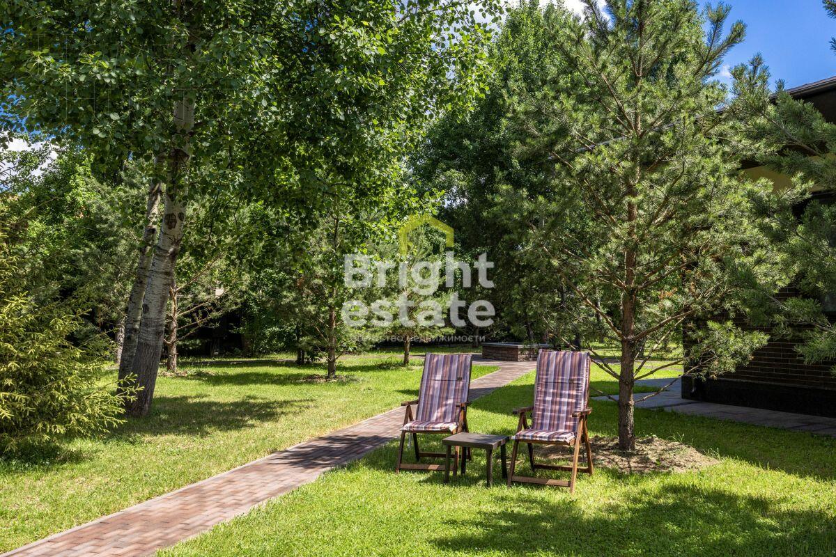 2-этажный коттедж 1 800 м² с отделкой